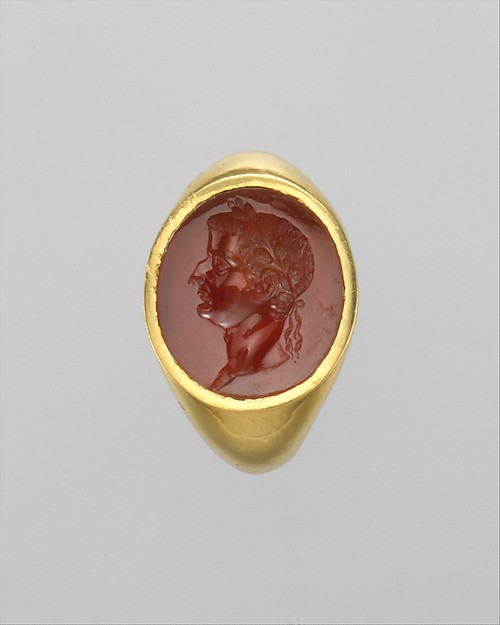 Ancient ring with an engraved portrait identified as Tiberius.